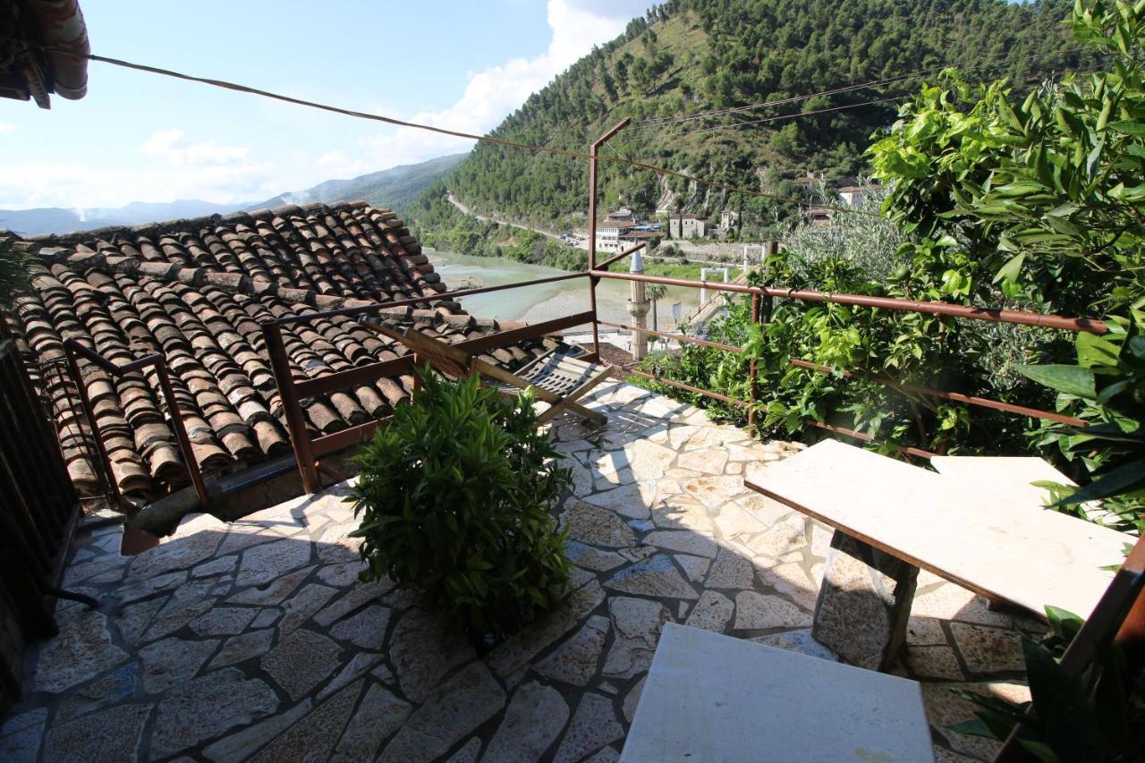 Hotel Nasho Vruho Berat Exterior photo