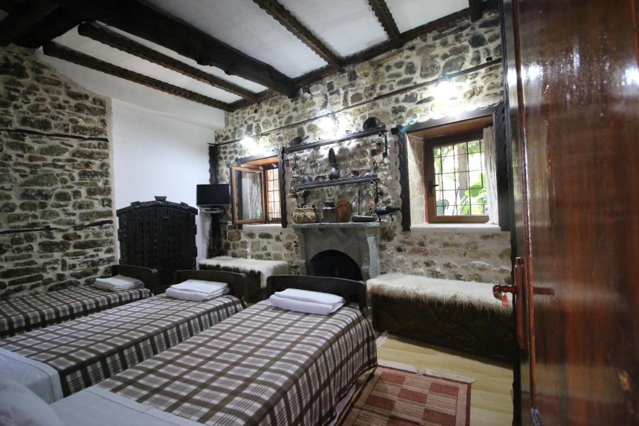 Hotel Nasho Vruho Berat Exterior photo